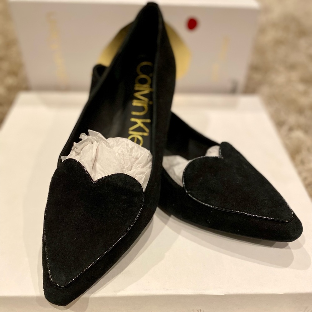 Calvin Klein Suede/Patent Flats Black